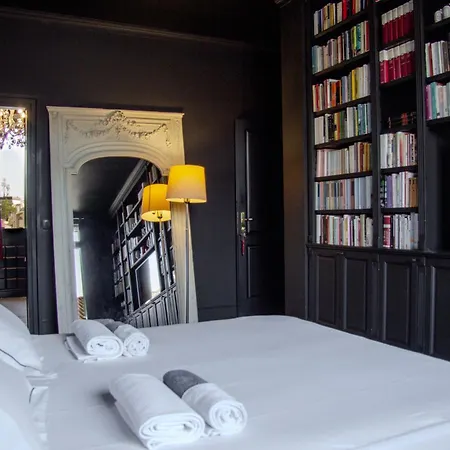 La Maison Du Theatre 4*