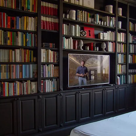 La Maison Du Theatre ベッド・アンド・ブレックファスト ラヴェンナ