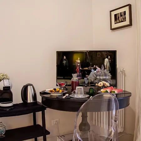 La Maison Du Theatre 4*