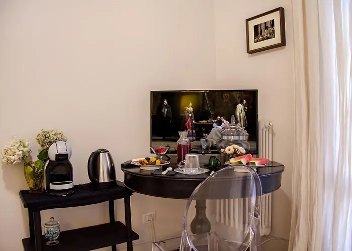 La Maison Du Theatre 4*