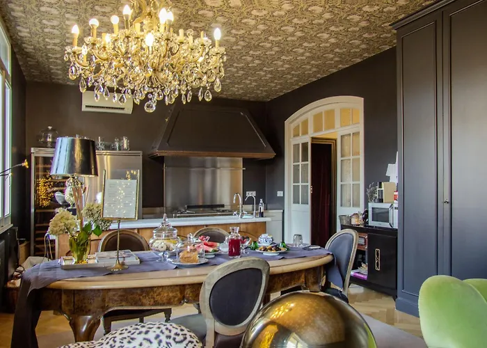 La Maison Du Theatre فندق مبيت وإفطار رافيننا